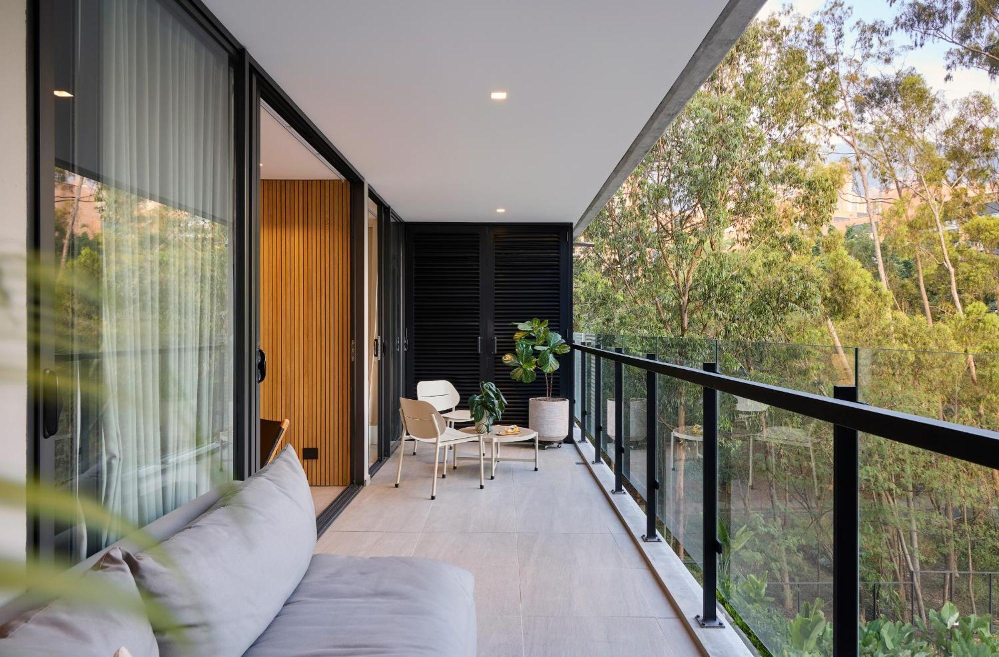 Wake Living Aparthotel Medellin Exterior photo