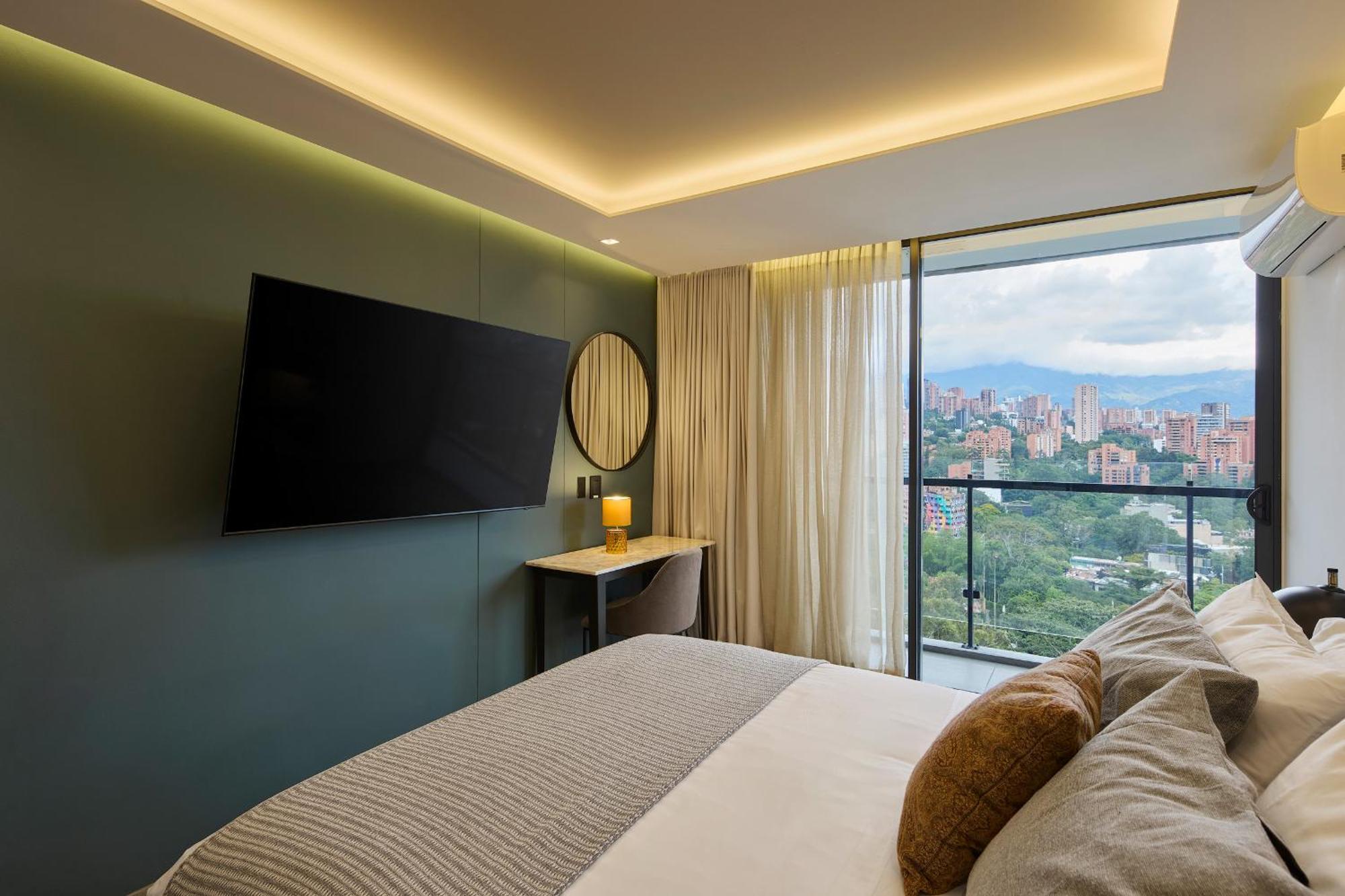Wake Living Aparthotel Medellin Exterior photo